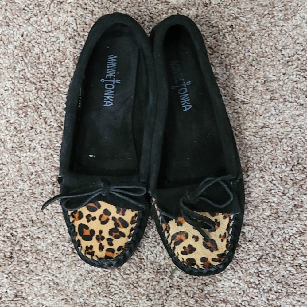 Leather moccasins- black and leopard